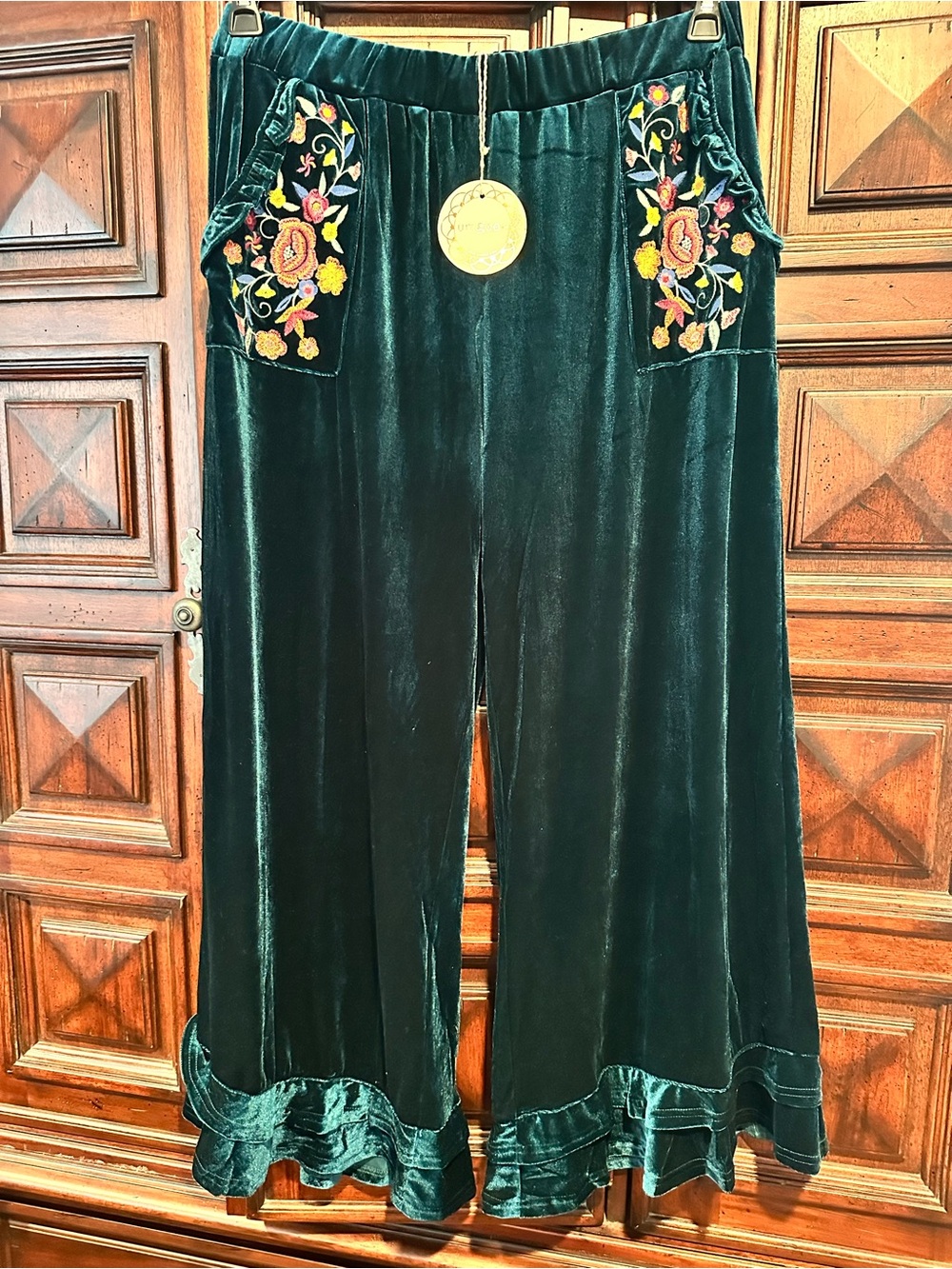 2XL Umgee + Forest Green Velvet Wide-Leg Pants Floral Embroidered ruffle Pockets